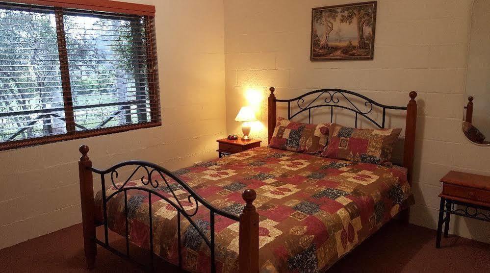 Country Cottages Of Bridgetown Extérieur photo